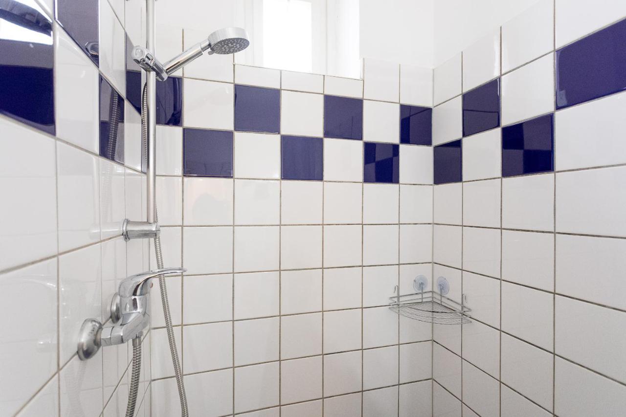 Appartement French Balcony - 45M² - Szeneviertel à Vienne Extérieur photo
