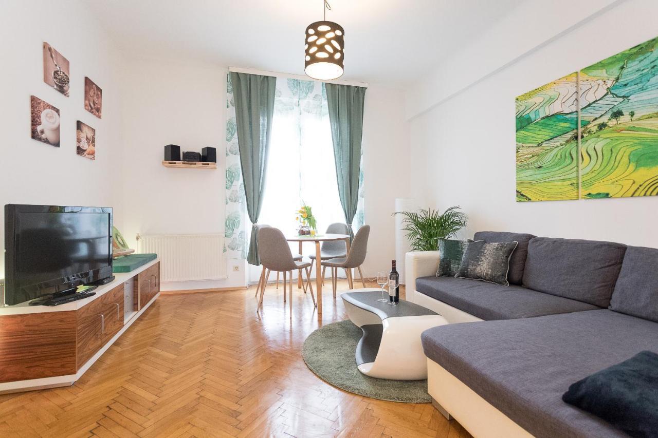 Appartement French Balcony - 45M² - Szeneviertel à Vienne Extérieur photo