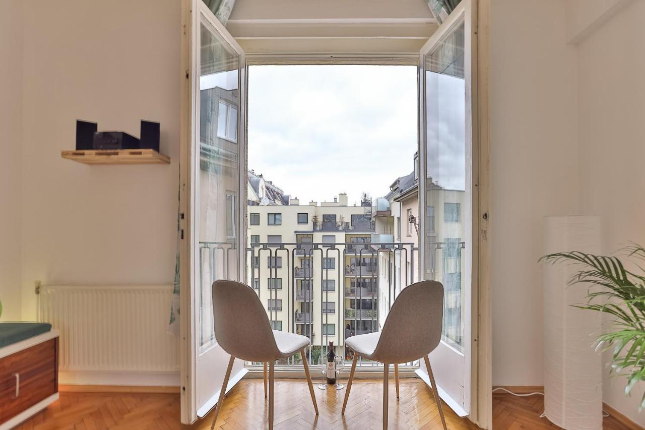 Appartement French Balcony - 45M² - Szeneviertel à Vienne Extérieur photo