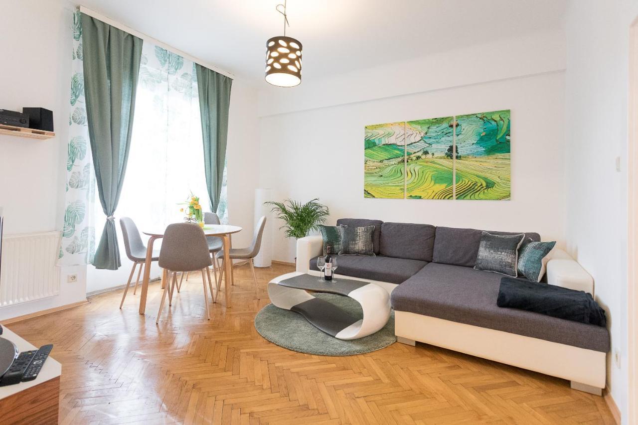 Appartement French Balcony - 45M² - Szeneviertel à Vienne Extérieur photo