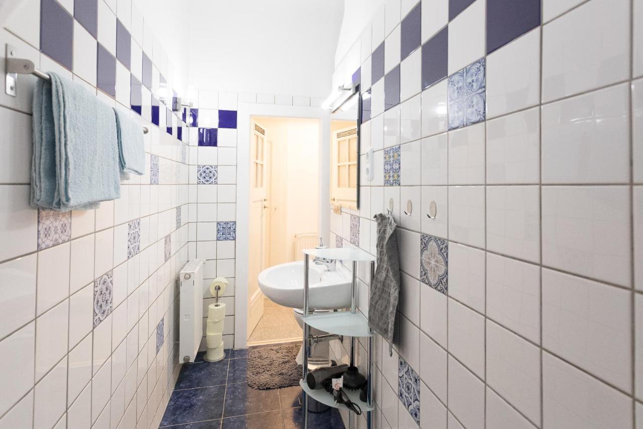 Appartement French Balcony - 45M² - Szeneviertel à Vienne Extérieur photo