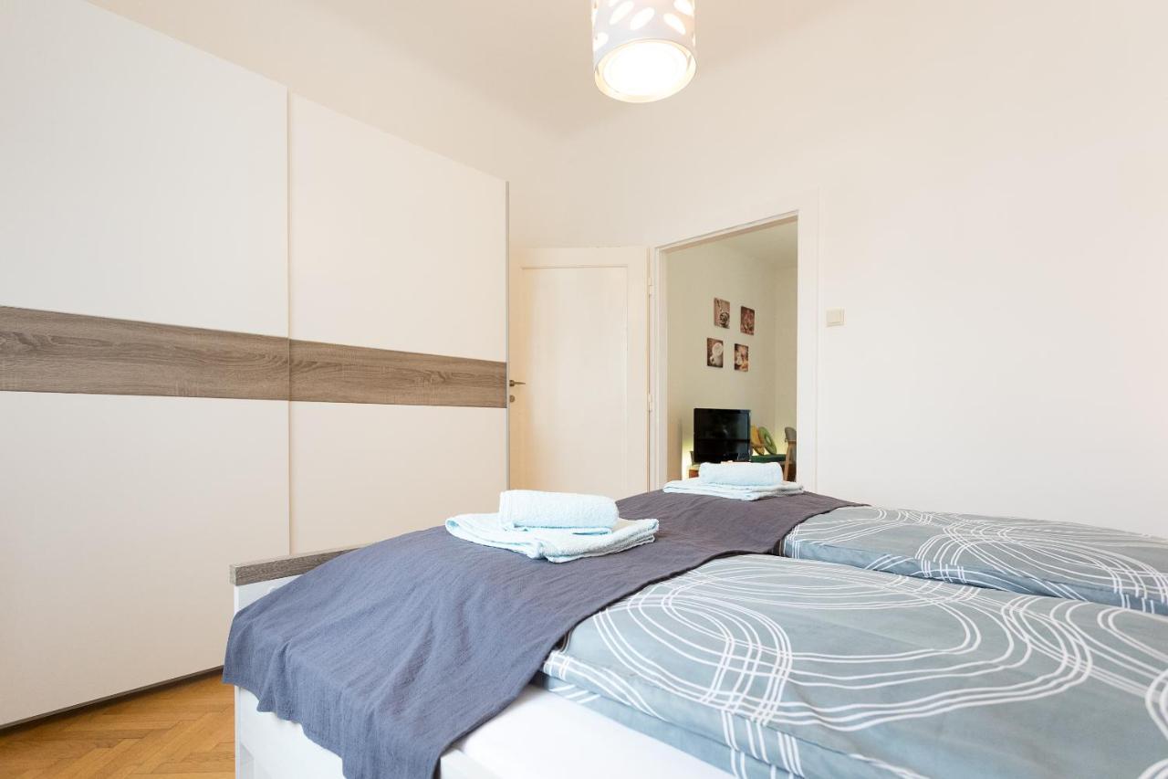 Appartement French Balcony - 45M² - Szeneviertel à Vienne Extérieur photo